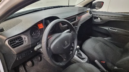 Peugeot 301 photo-10